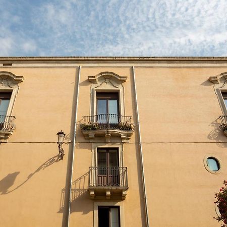 Suite La Pergola - Centro Storico Катанія Екстер'єр фото